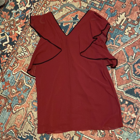 BCBG GENERATION flutter dress size large - Picture 3 of 3